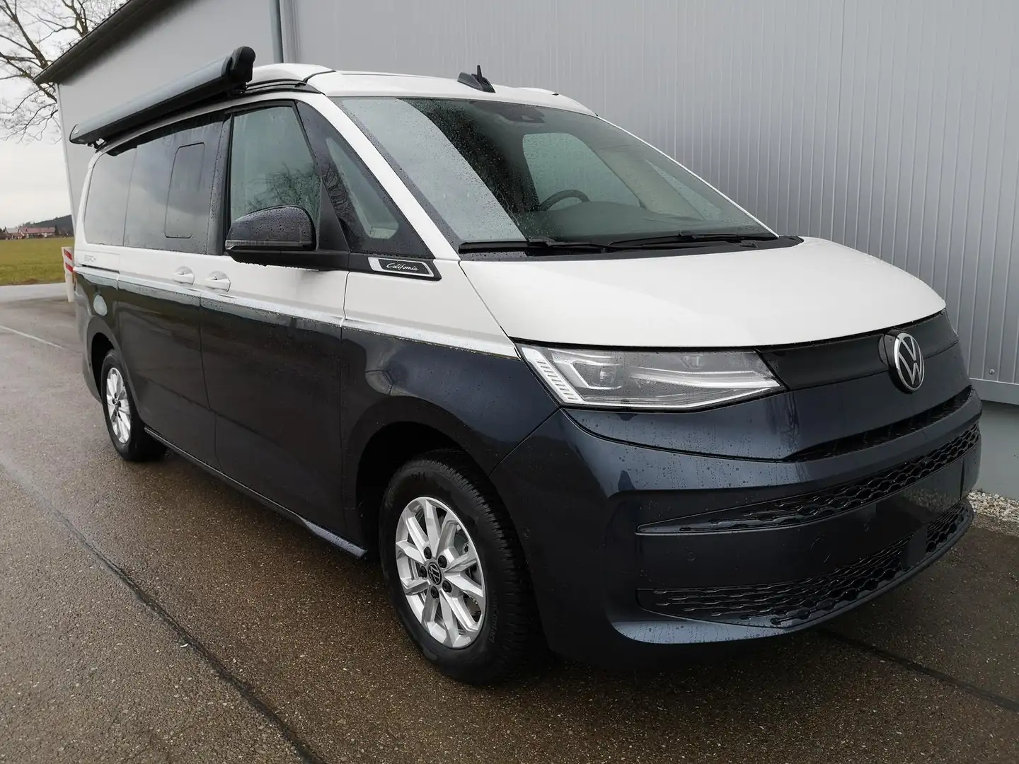 Volkswagen T7 California T7 2.0TDI DSG California Beach GV5 Elegance+ Azul - 2