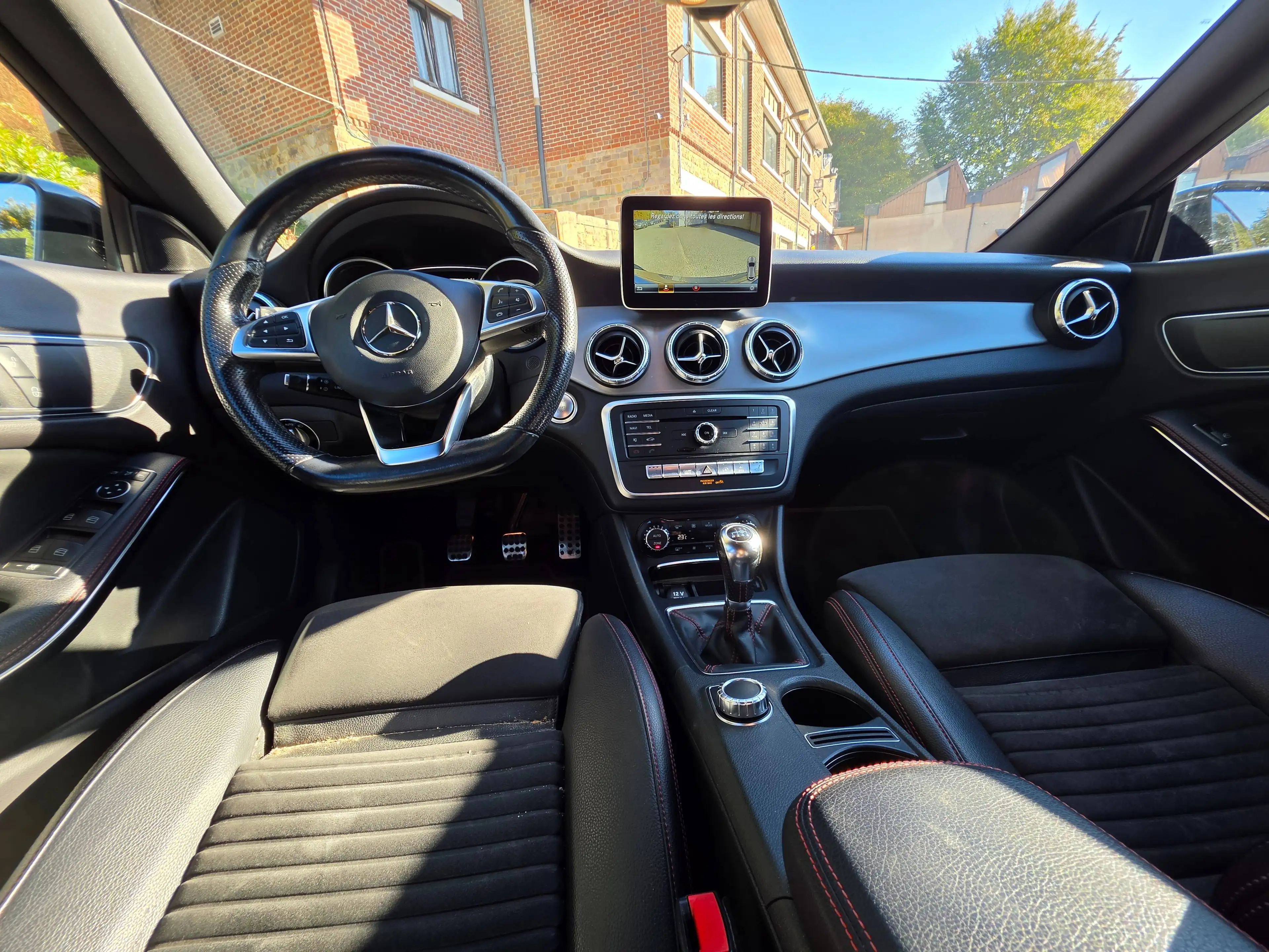 Mercedes-Benz CLA 180 B2B*MARCHAND*PACKAMG*CAMERA*NAVI*EU6d — photo 11