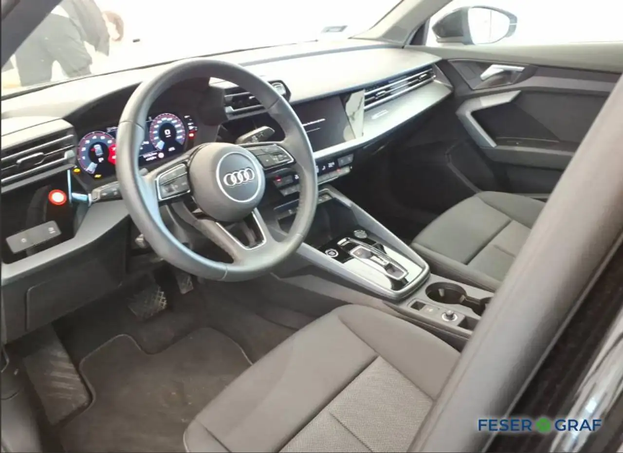 Audi A3 Lim. 35 TFSI advanced CarPlay LED PDC Sitzh., миниатюра 2