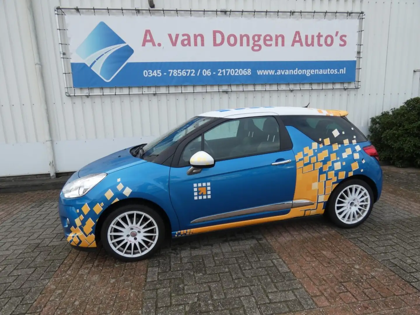 Citroen DS3 1.6 E-HDI SO CHIC,1e Eignr,Leer,Navi,PDC,DBriem Ve Bleu - 1