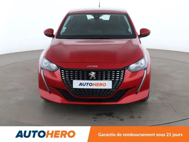 Peugeot 208 view 9