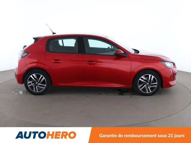 Peugeot 208 view 7