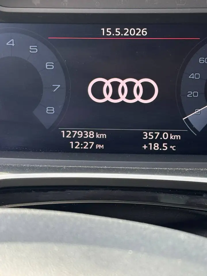 Audi Q3 снимка Audi Q3