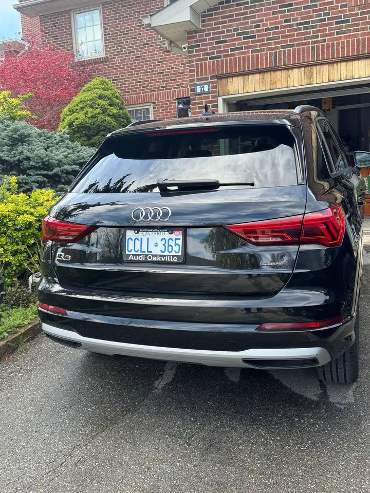 Audi Q3 снимка Audi Q3