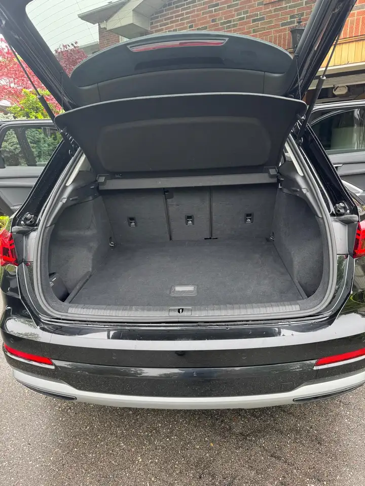 Audi Q3 снимка Audi Q3