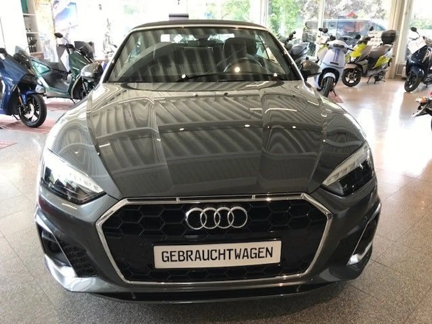 Audi A5 Cabriolet 40 TDI S line Gris - 2