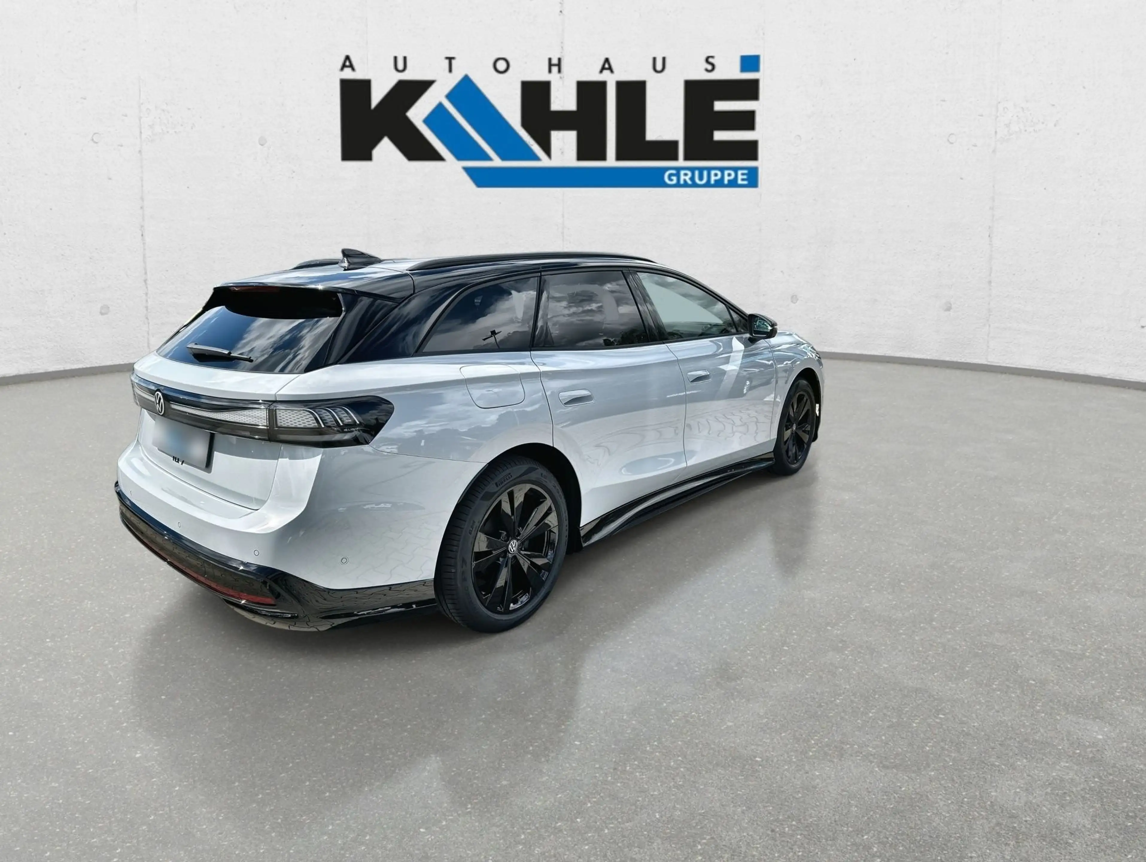 Volkswagen ID.7 Tourer Pro 77 kWh  BlackStyle Pano  Wärmepumpe AHK — photo 7