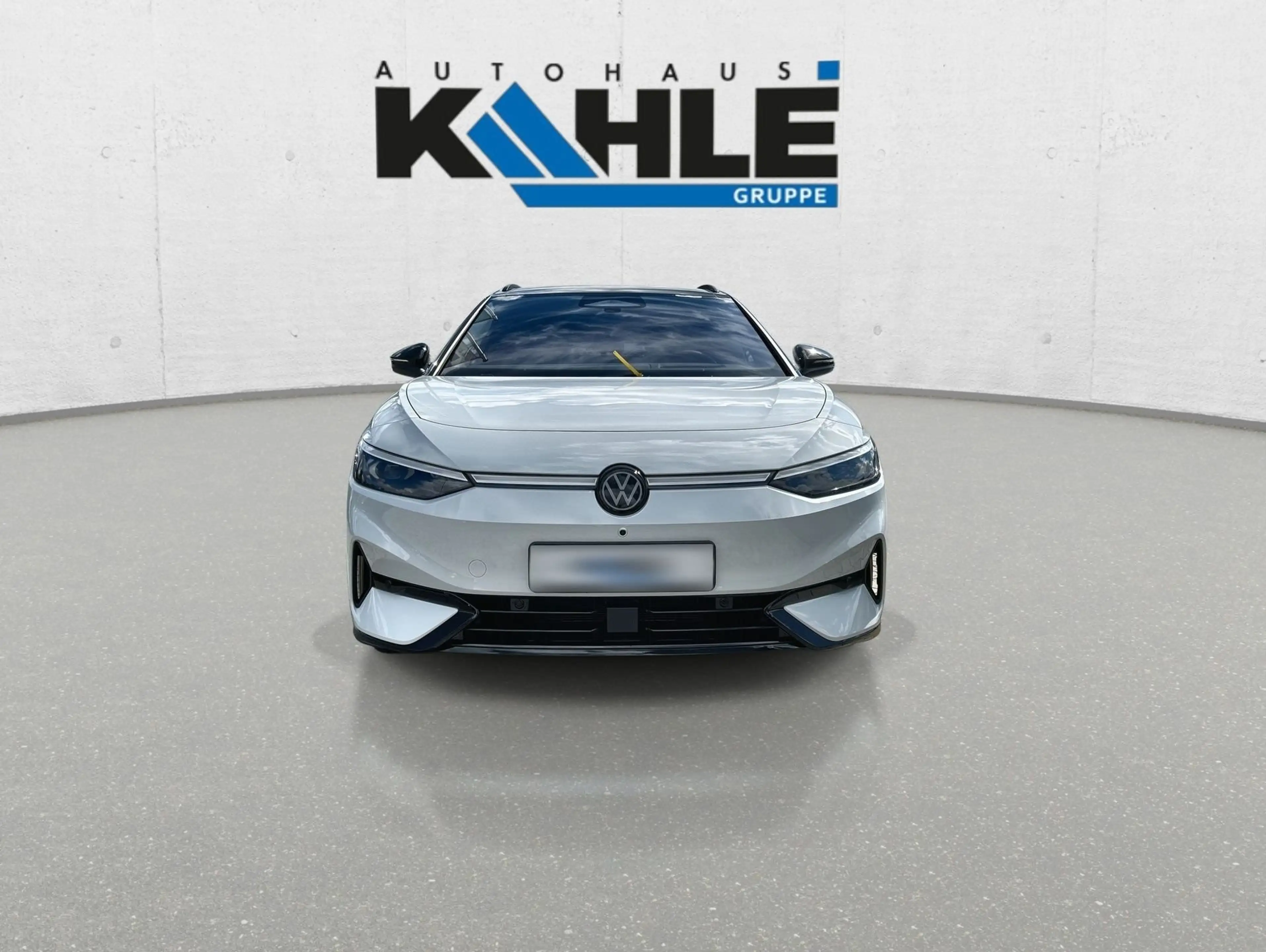 Volkswagen ID.7 Tourer Pro 77 kWh  BlackStyle Pano  Wärmepumpe AHK — photo 4