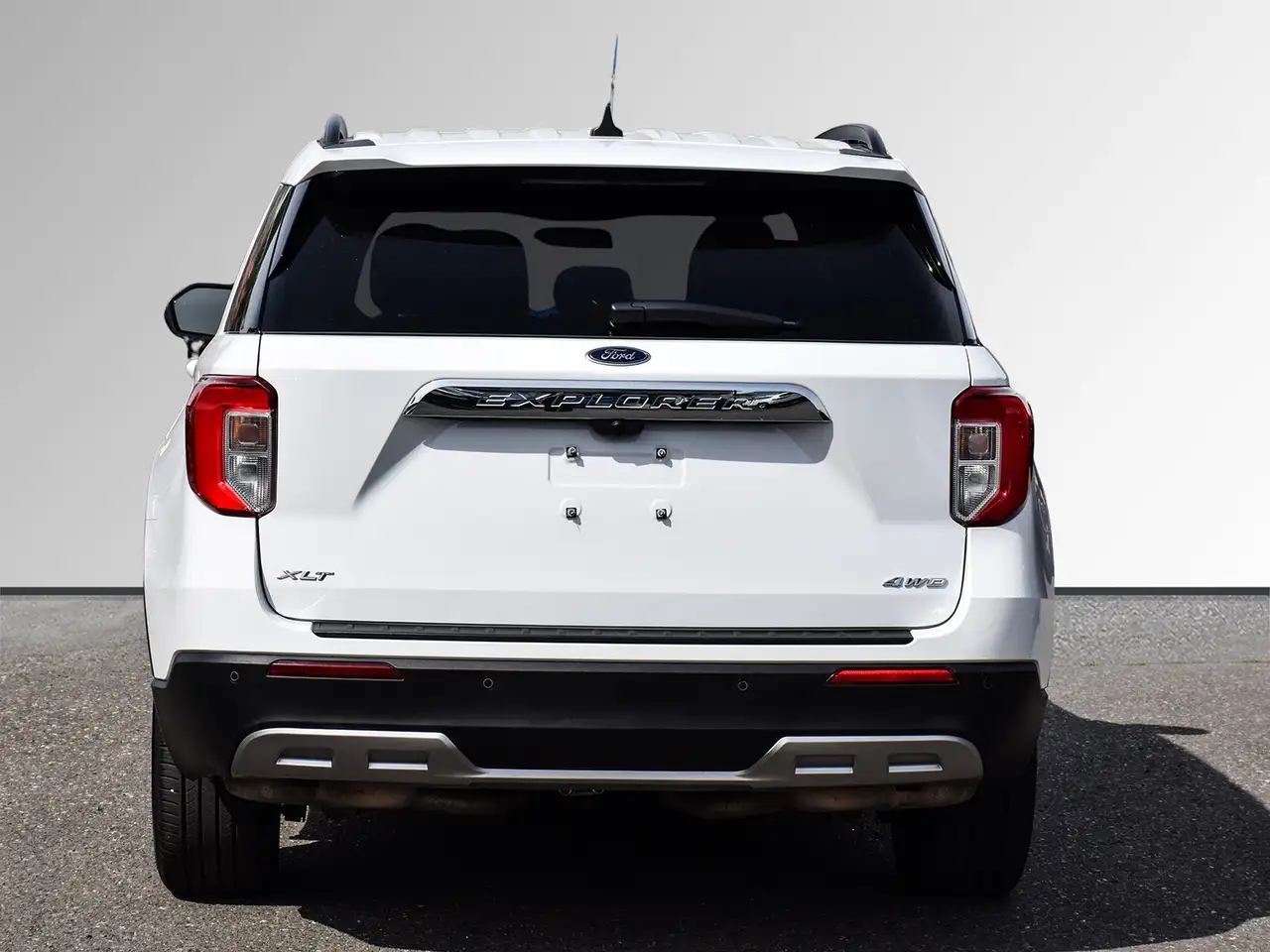 Ford Explorer photo Ford Explorer