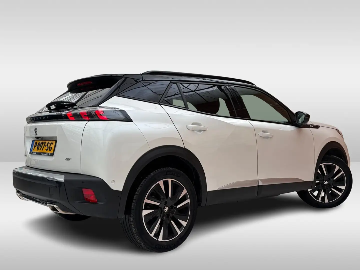 Peugeot 2008 PureTech 130 EAT8 GT Pack | Keyless | Carplay/Andr Weiß - 2