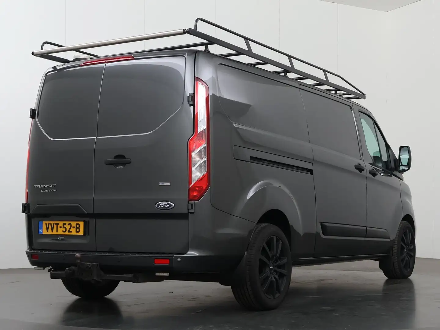 Ford Transit Custom 320 2.0 TDCI | L2 H1 | AIRCO | CRUISE CONTROL | PA Grijs - 2