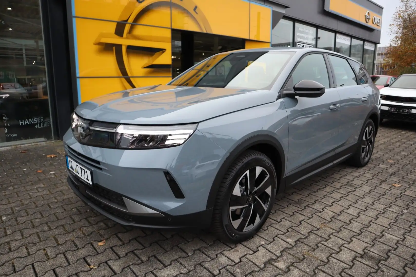 Opel Grandland X Grandland 1.2T eDTC6 MHEV Edition, Navi, Kamera Gri - 2