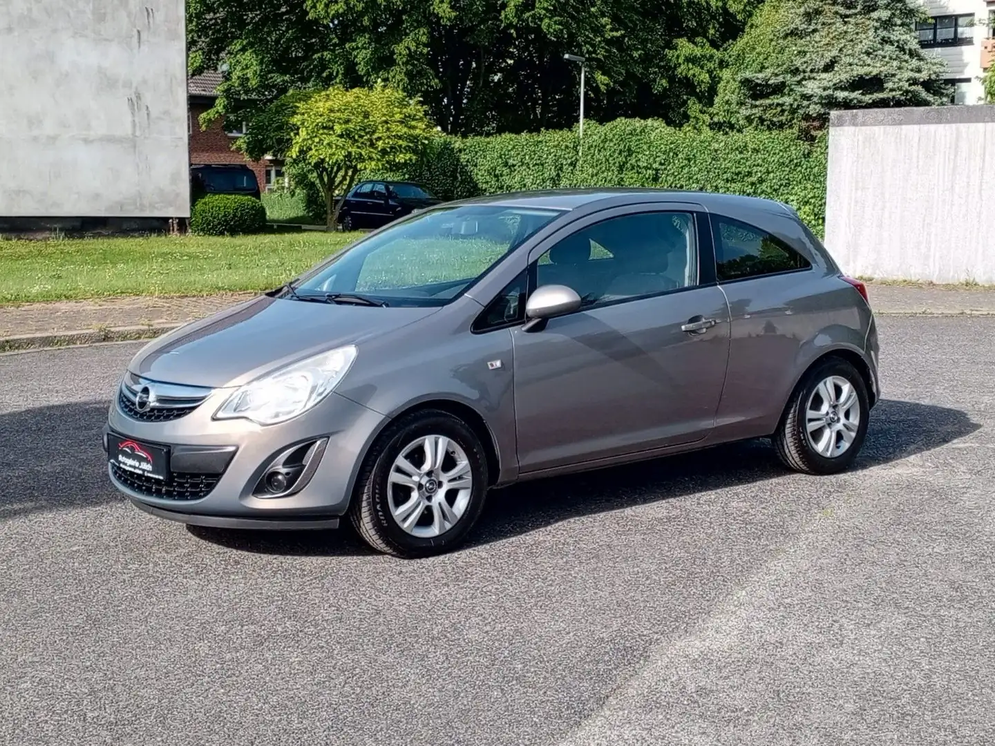 Opel Corsa D Satellite 1.4*wenig km*Automatik*Tüv Neu Braun - 1
