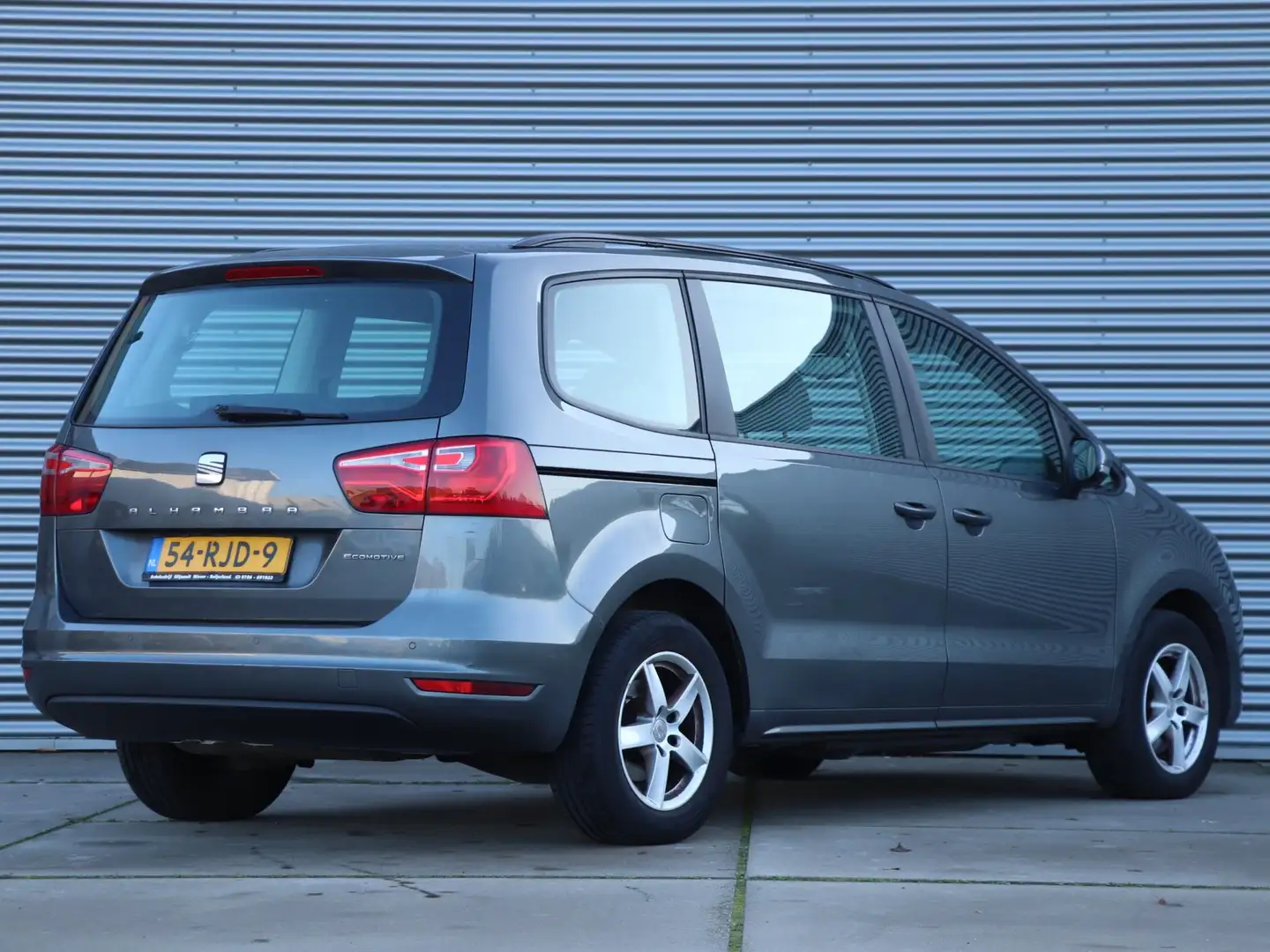 SEAT Alhambra 1.4 TSI Style 7 PERS. *Zie omschrijving* Szürke - 2