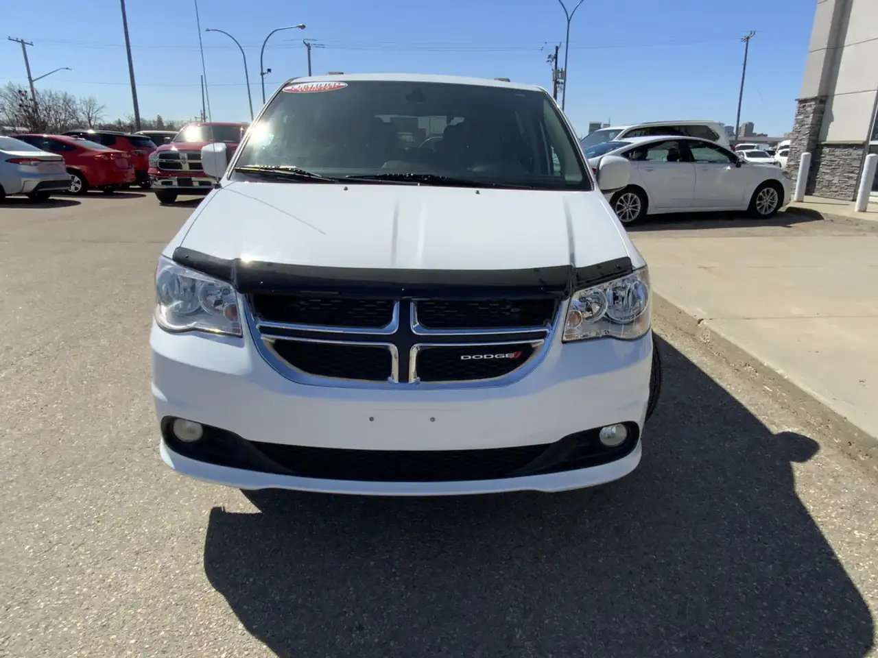 Dodge Grand Caravan снимка Dodge Grand Caravan