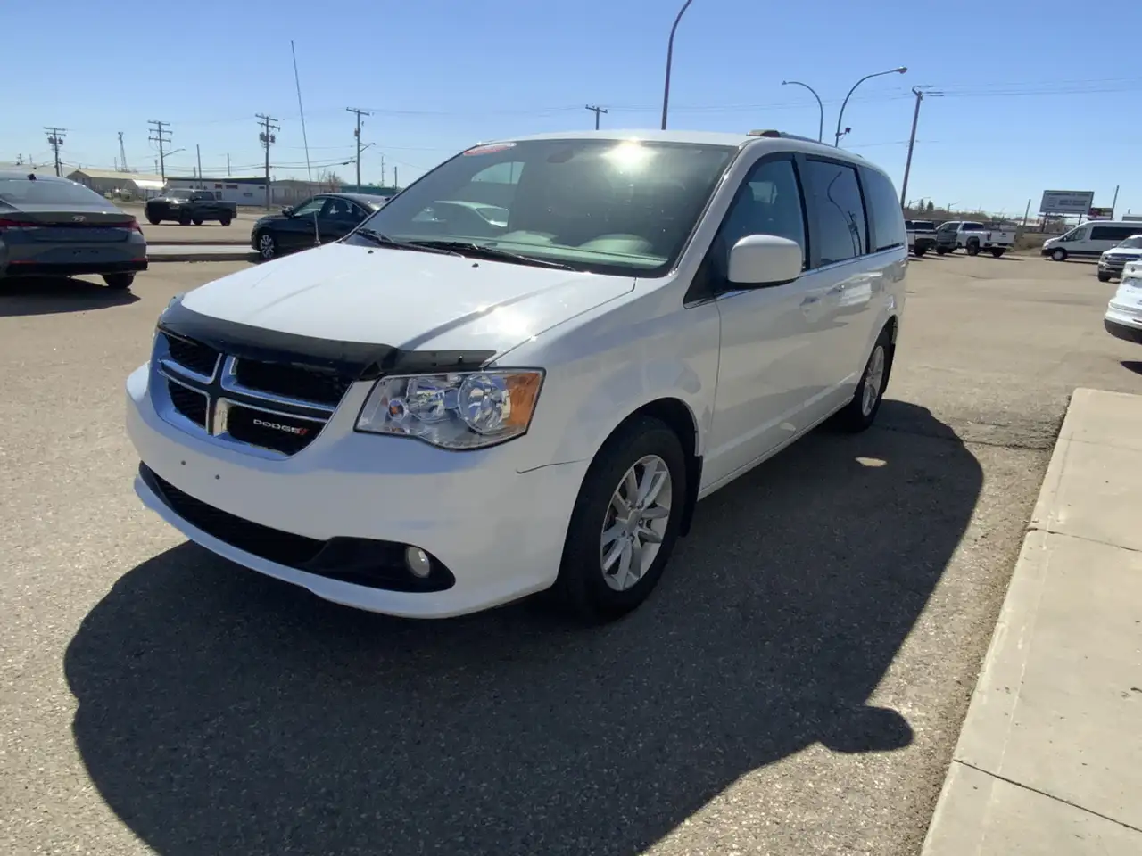 Dodge Grand Caravan снимка Dodge Grand Caravan
