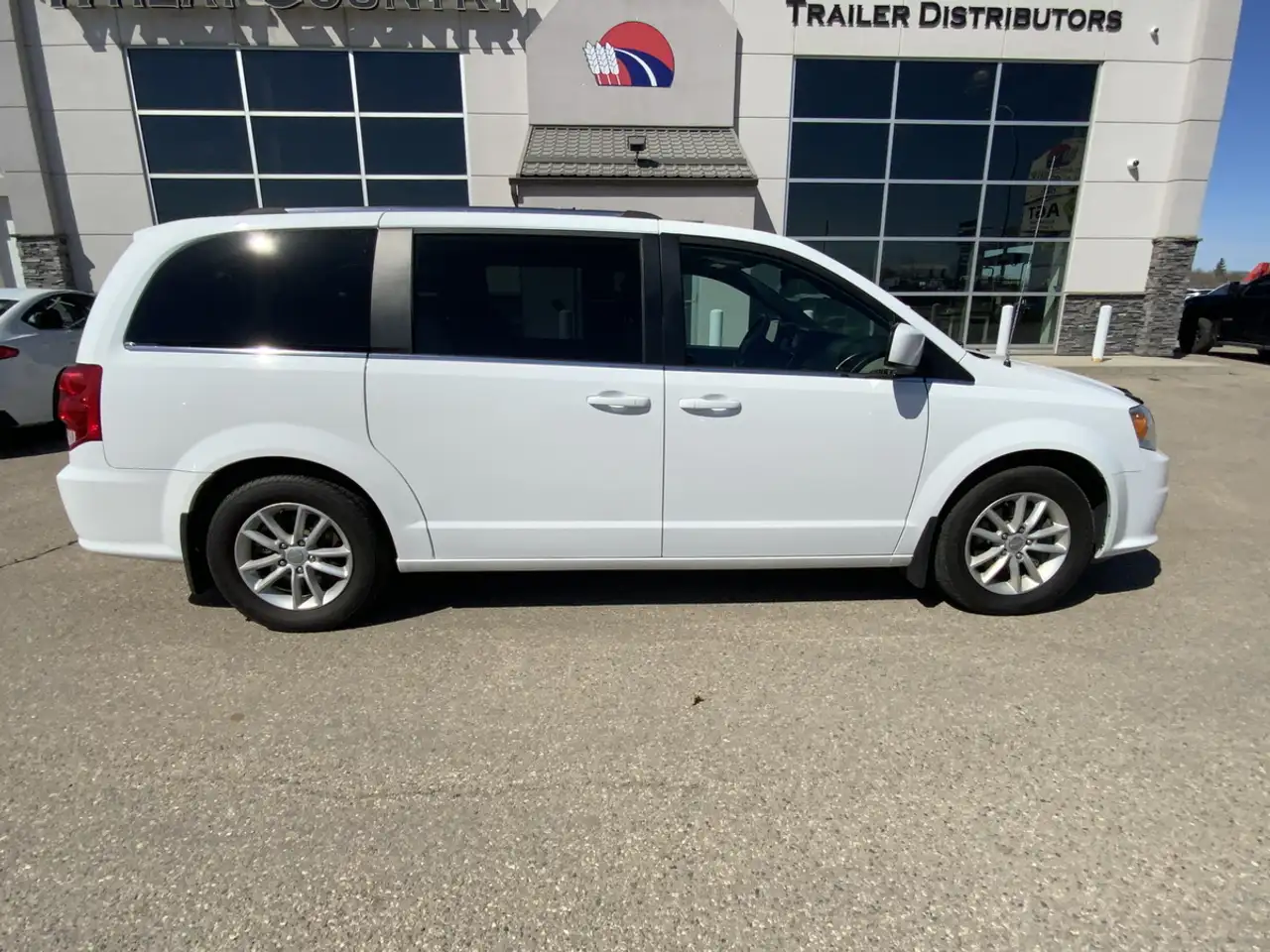 Dodge Grand Caravan снимка Dodge Grand Caravan