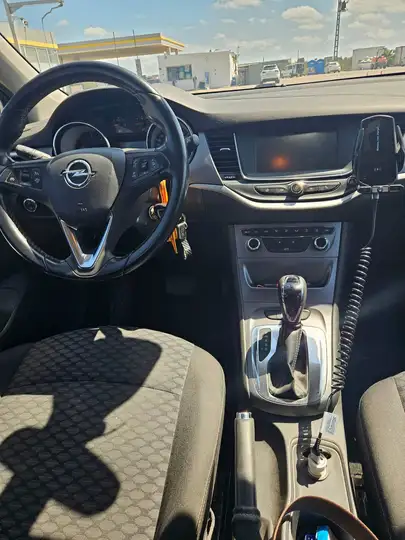Opel Astra ST 1.6 CDTi S/S Excellence 136 Aut. 2017, foto 5