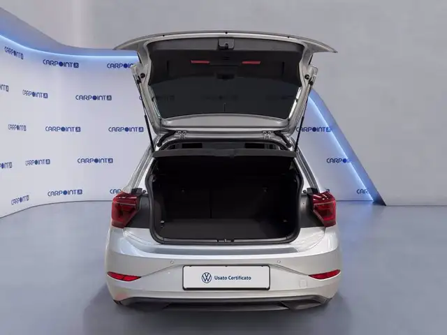 Volkswagen Polo view 19