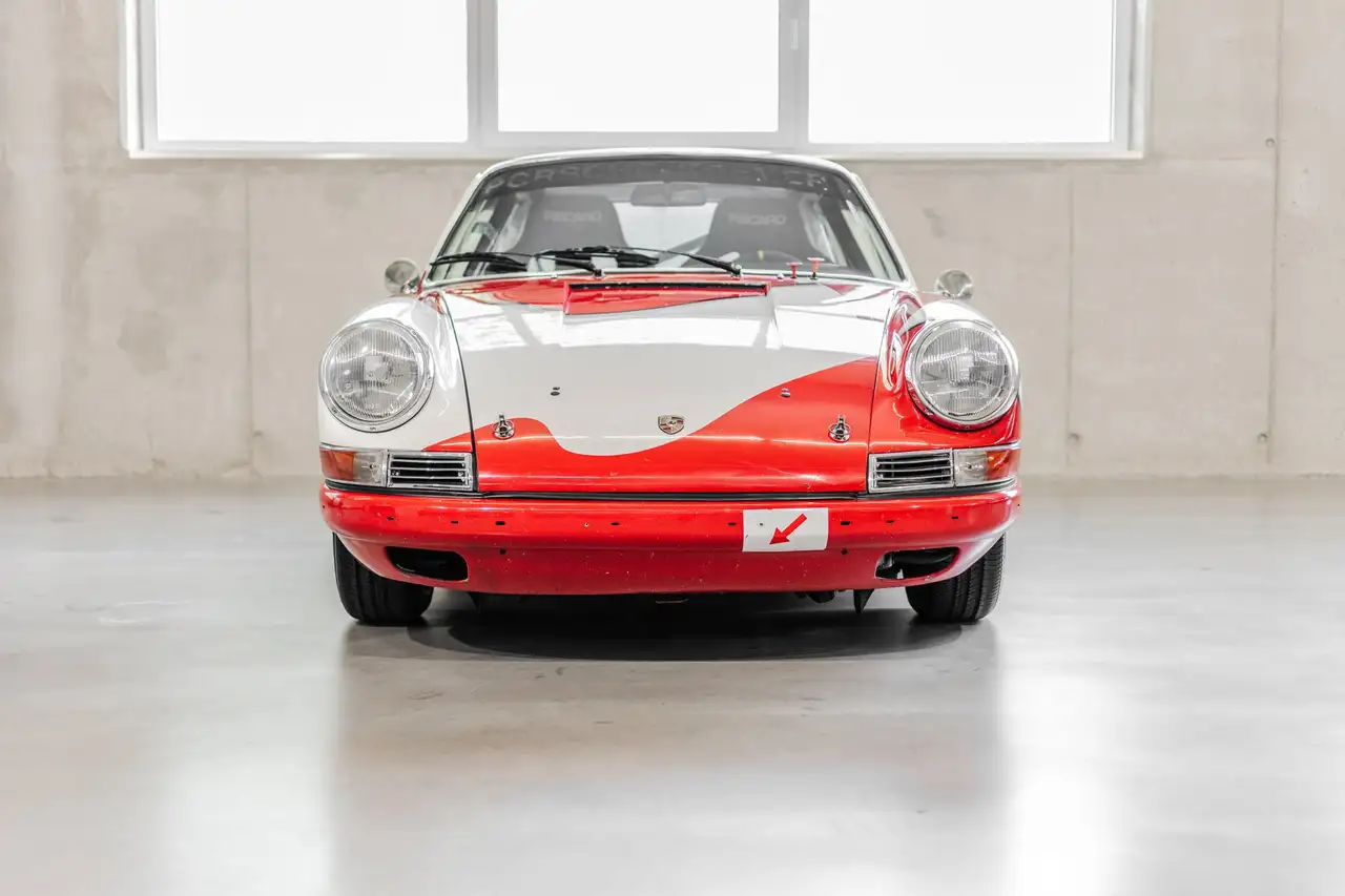 Porsche 911 Coupe 2.0 FIA GT Dt.Fzg/Ex W.Röhrl, foto 3