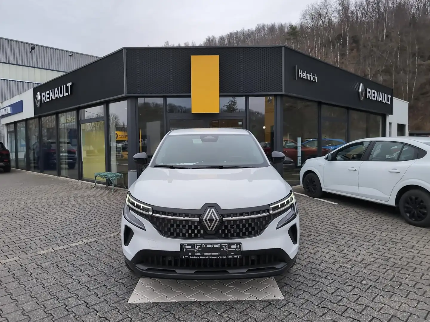 Renault Austral Evolution Mild Hybrid 160 Automatik Navi Sitzheizu Weiß - 1