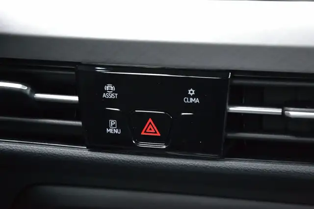 Volkswagen Golf view 17