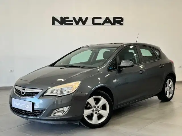 2012 Opel Astra in Brown for sale