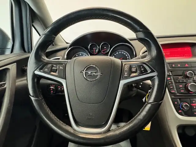 Opel Astra view 10