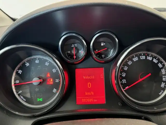 Opel Astra view 11