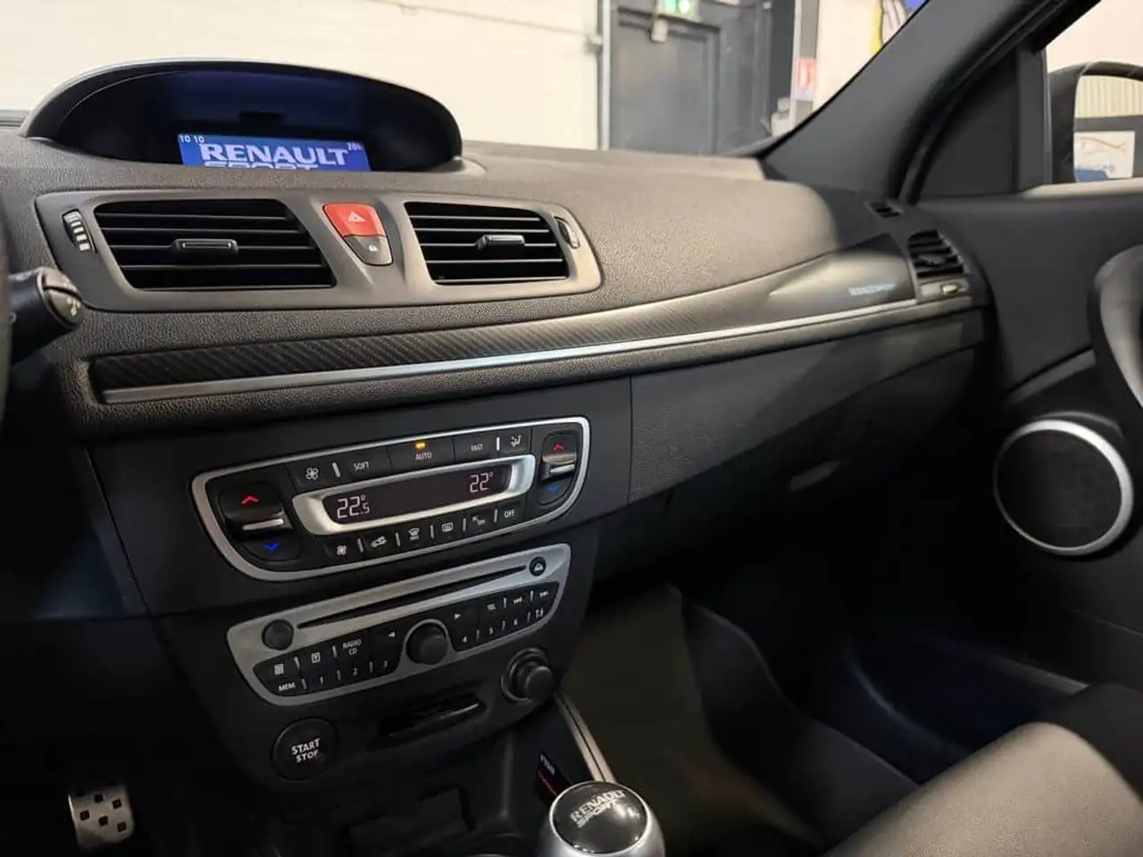 Renault Megane R.S. — photo 16