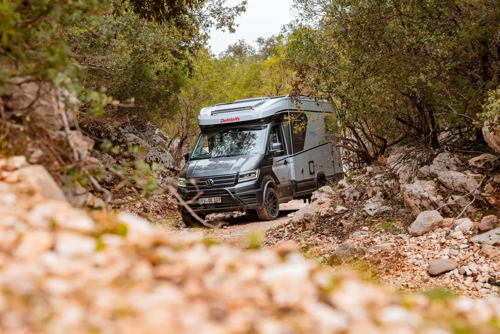 Dethleffs Globebus Performance T 46 4x4 Modellneuheit Grijs - 2