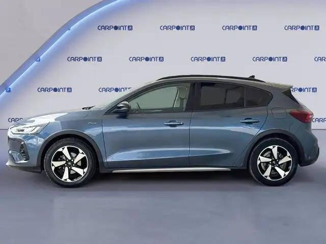 Ford Focus view 2