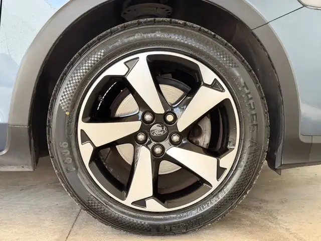 Ford Focus view 13