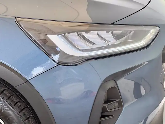 Ford Focus view 12