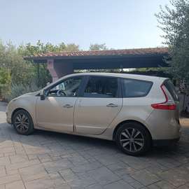 2.0 dci Luxe 150cv