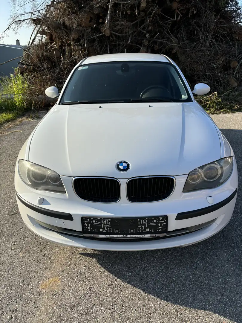 BMW 118 118d - 1