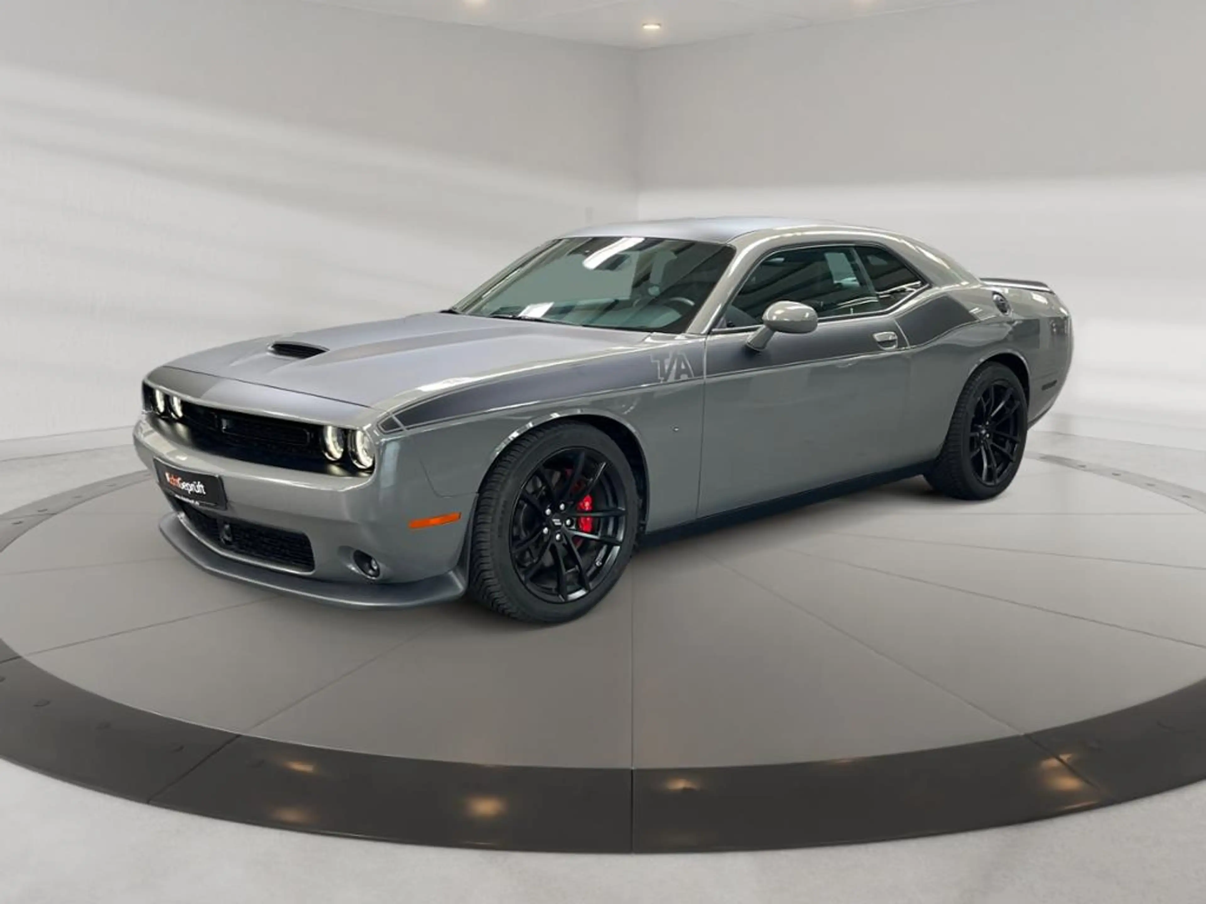 Dodge Challenger 5.7 R/T  Cam+Navi+Sitzklima+Xenon+AUT — photo 2