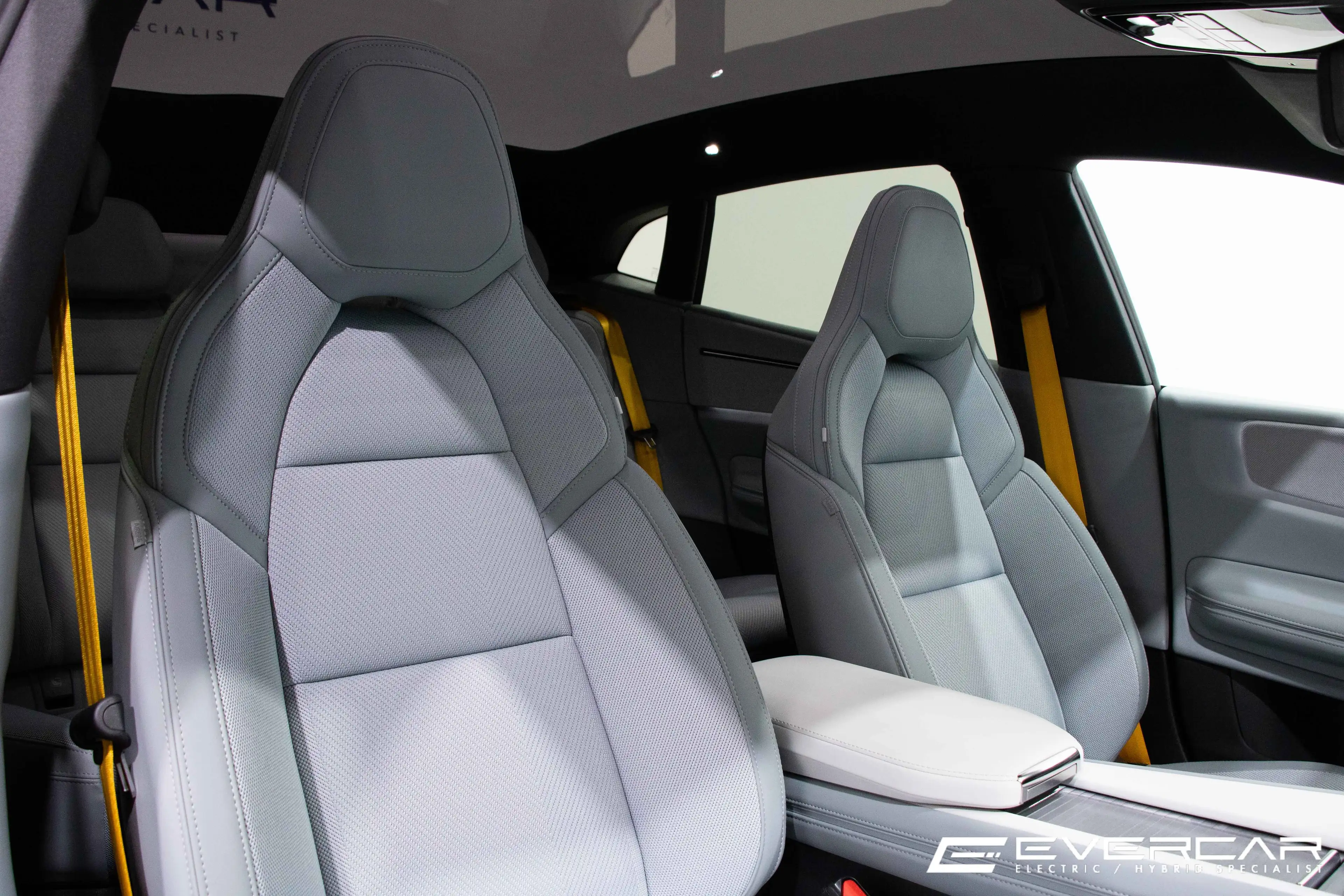 Polestar 4 LONG RANGE PERFORMANCE PLUS **FULL FULL OPTIONS** — photo 11