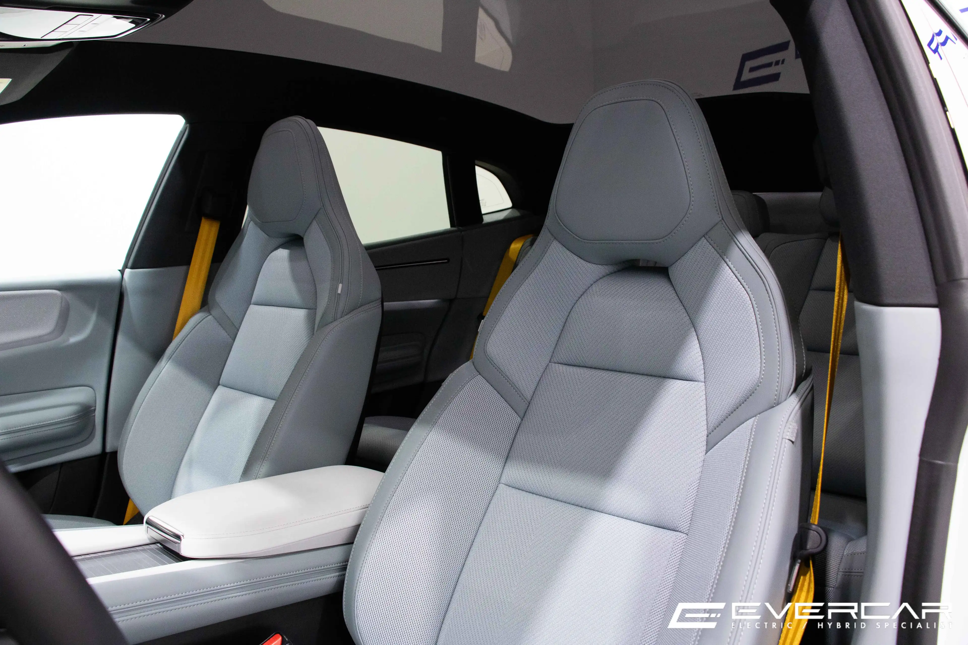 Polestar 4 LONG RANGE PERFORMANCE PLUS **FULL FULL OPTIONS** — photo 10