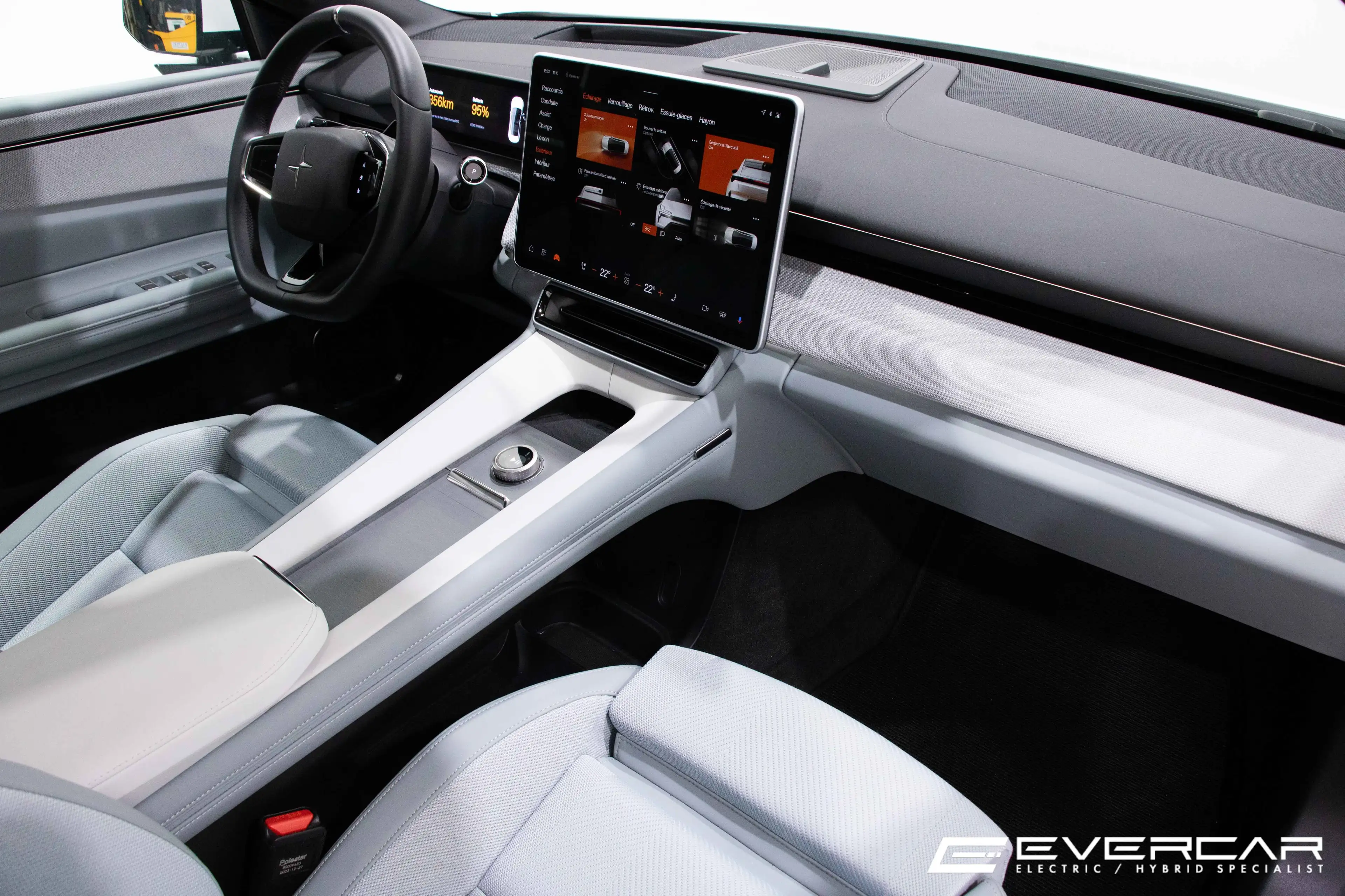 Polestar 4 LONG RANGE PERFORMANCE PLUS **FULL FULL OPTIONS** — photo 9