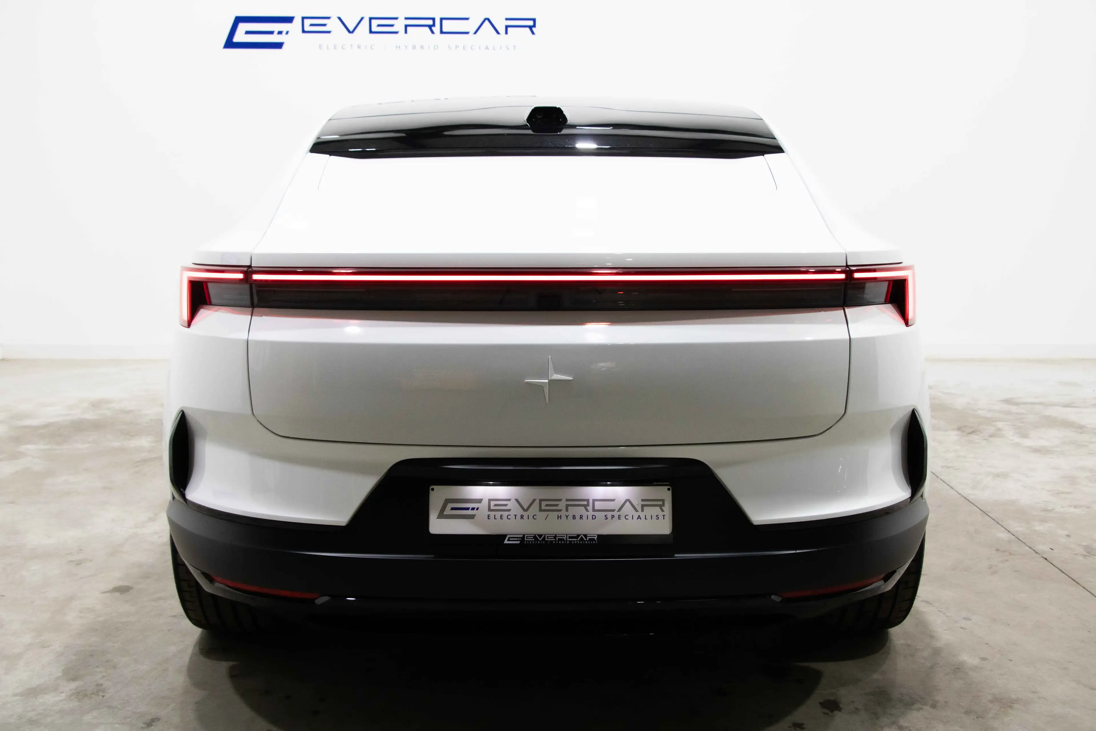 Polestar 4 LONG RANGE PERFORMANCE PLUS **FULL FULL OPTIONS** — photo 5