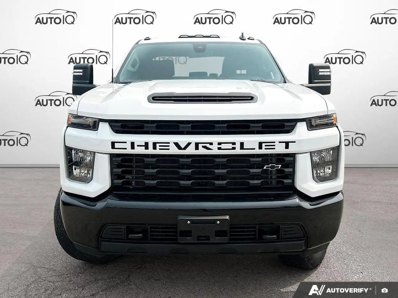 Chevrolet Silverado 2500 photo Chevrolet Silverado 2500