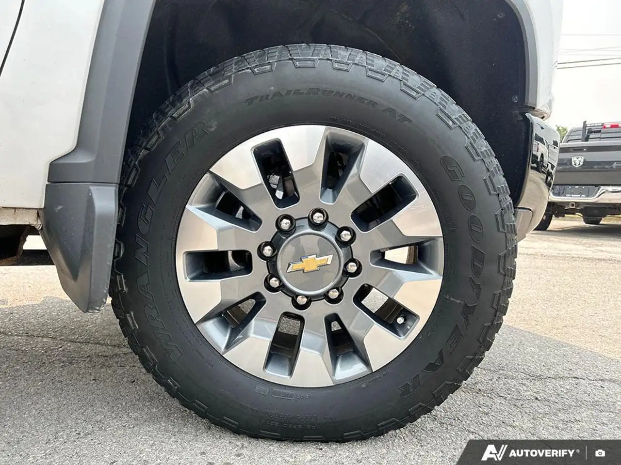 Chevrolet Silverado 2500 photo Chevrolet Silverado 2500
