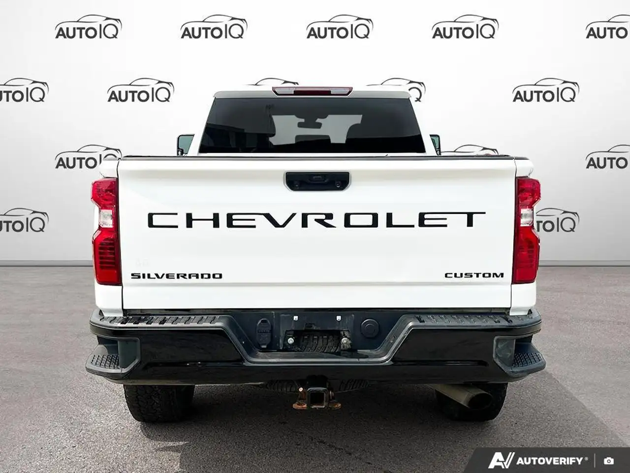 Chevrolet Silverado 2500 photo Chevrolet Silverado 2500