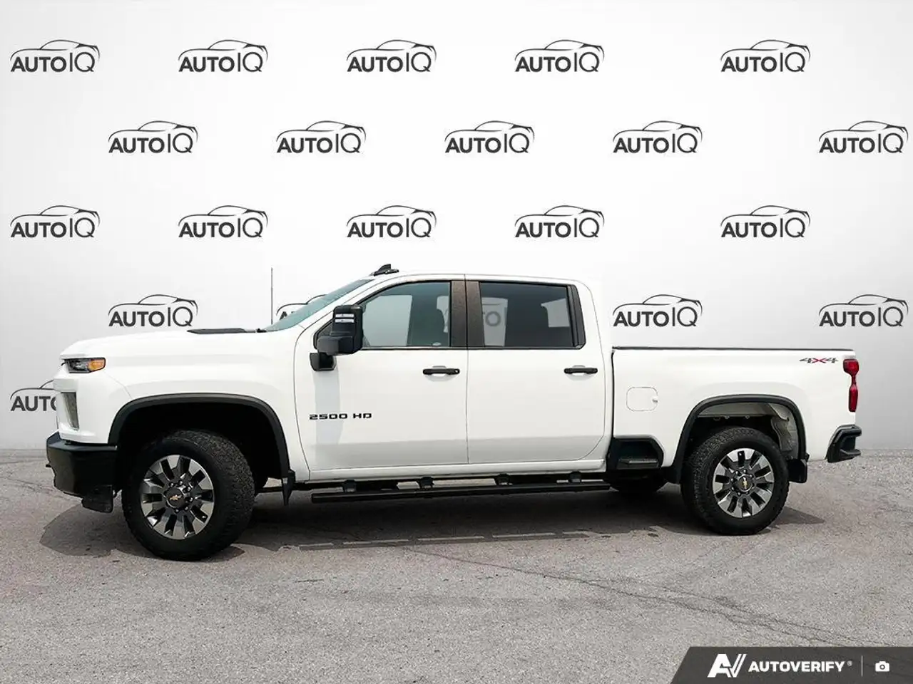 Chevrolet Silverado 2500 photo Chevrolet Silverado 2500