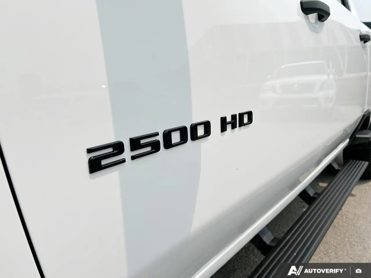 Chevrolet Silverado 2500 photo Chevrolet Silverado 2500