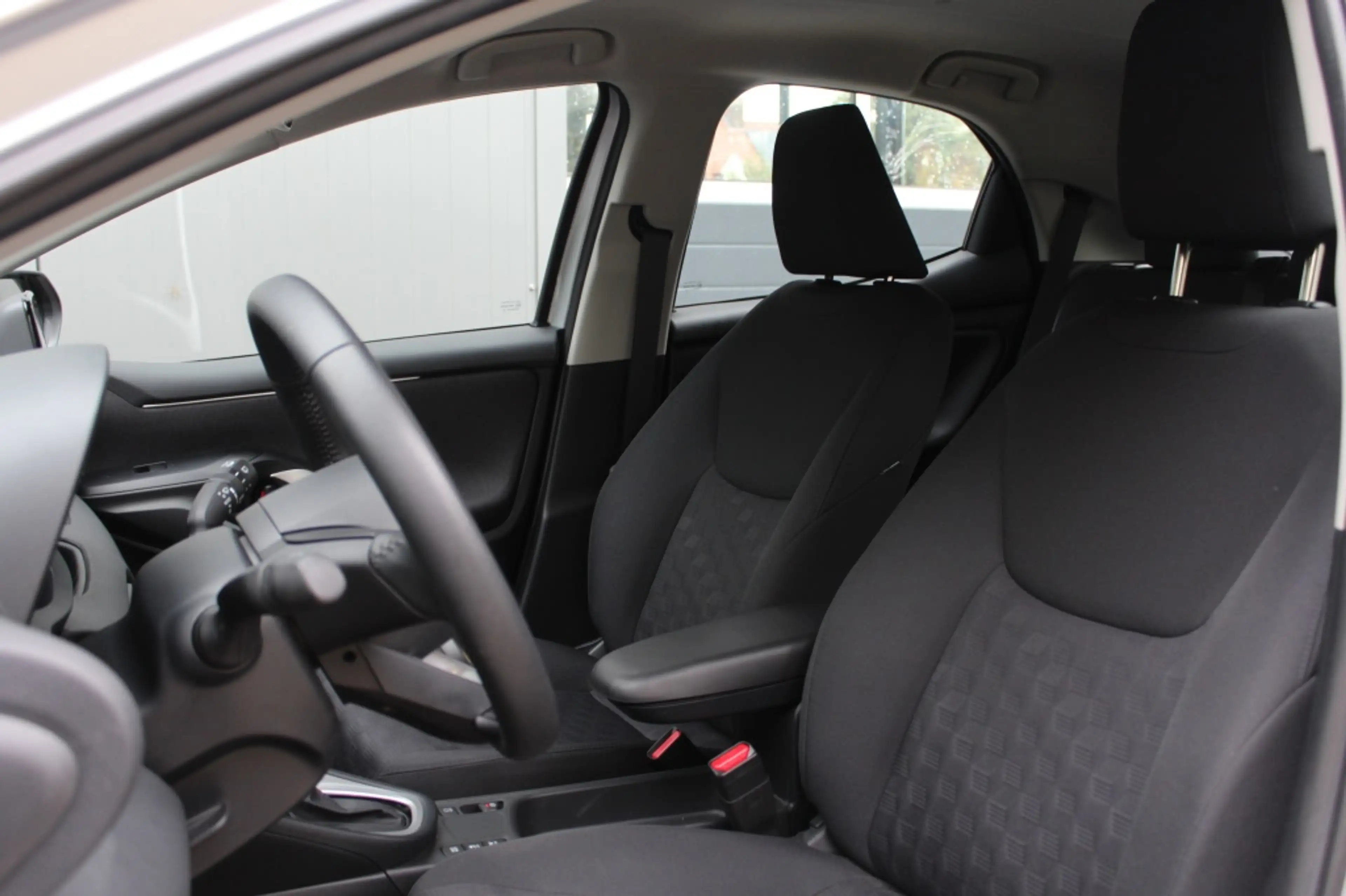 Mazda 2 Hybrid 1.5 Centre-line / Stoelverwarming /Apple Ca — photo 14