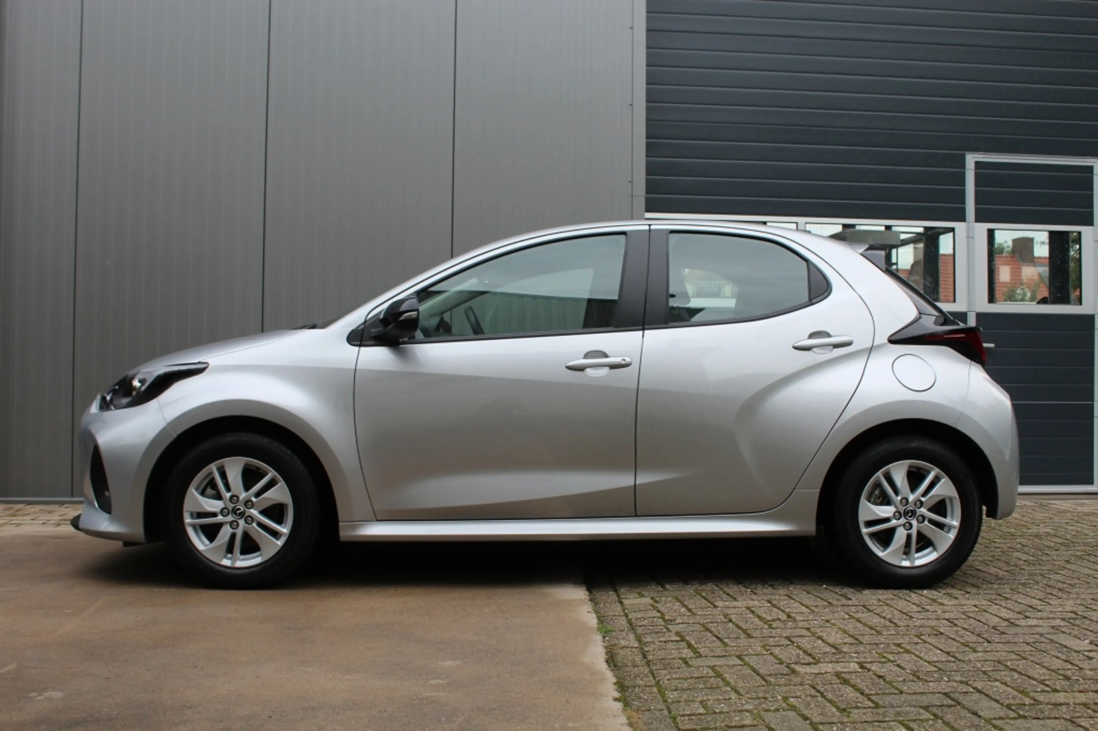 Mazda 2 Hybrid 1.5 Centre-line / Stoelverwarming /Apple Ca — photo 5