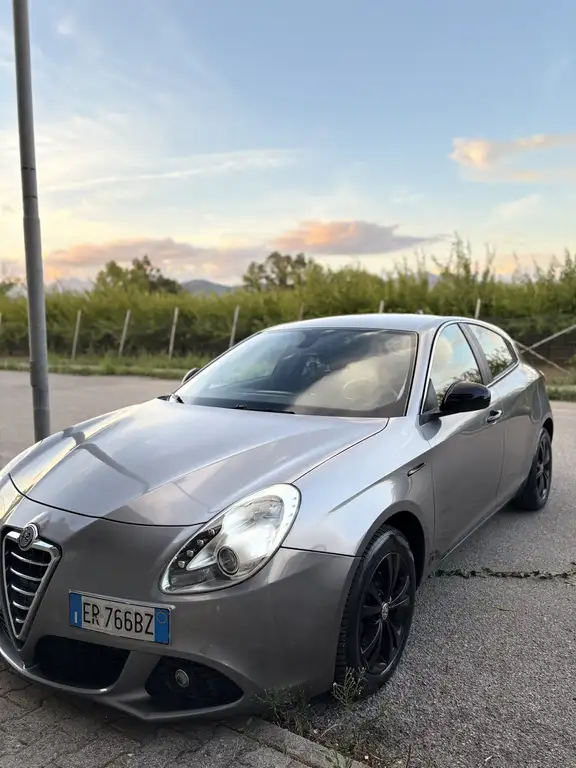 Alfa Romeo Giulietta 2013 из Европы — купить под ключ