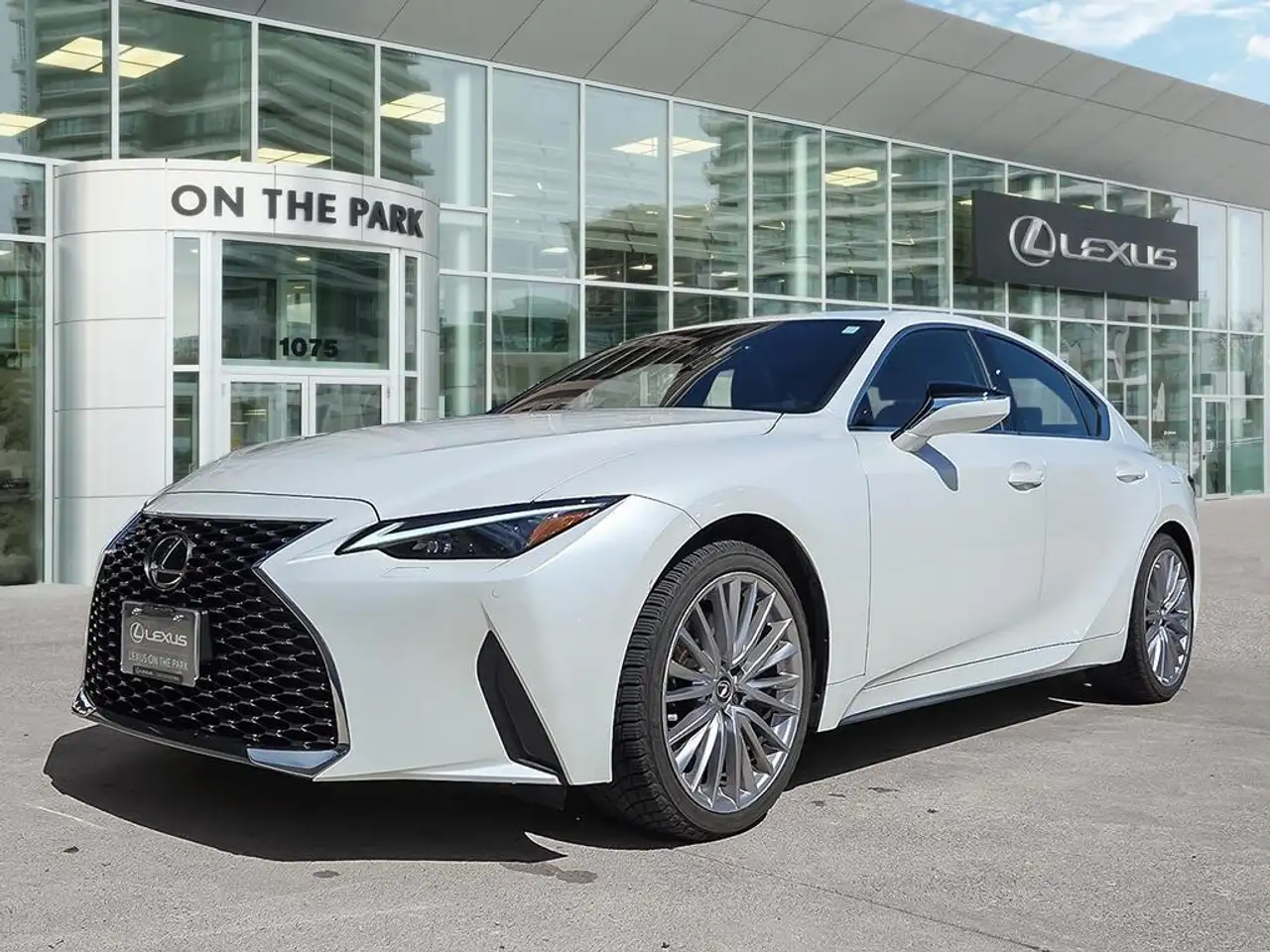 Lexus IS снимка Lexus IS